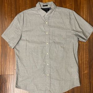 Banana Republic Short Sleeve Button Up Shirt